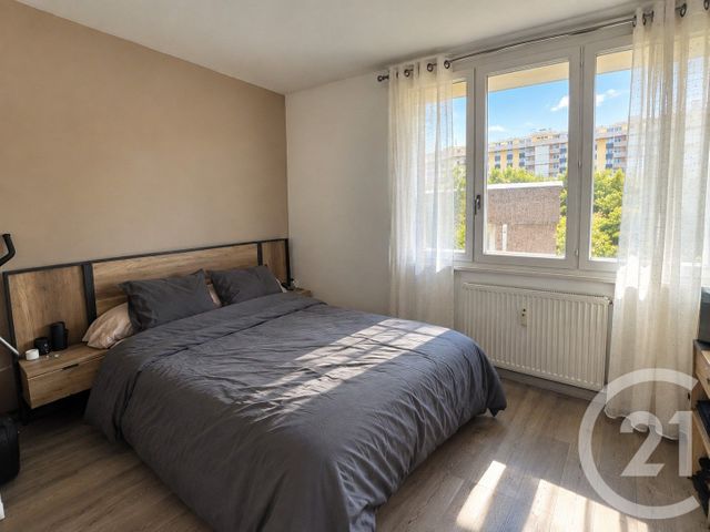 Appartement F3 à vendre - 3 pièces - 66.0 m2 - ST ETIENNE - 42 - RHONE-ALPES - Century 21 Seux Immobilier