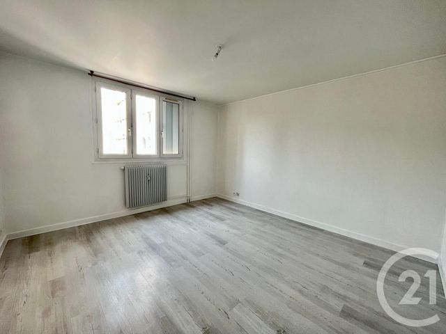Appartement F3 à louer - 3 pièces - 57.65 m2 - ST ETIENNE - 42 - RHONE-ALPES - Century 21 Seux Immobilier