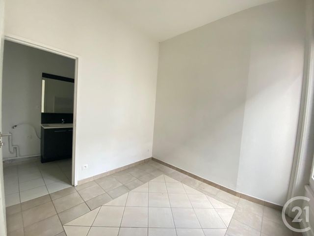 Appartement T2 à louer - 2 pièces - 31.29 m2 - ST ETIENNE - 42 - RHONE-ALPES - Century 21 Seux Immobilier