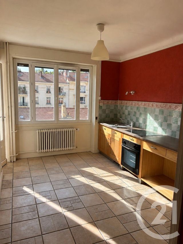 Appartement F3 à louer - 3 pièces - 82.9 m2 - ST ETIENNE - 42 - RHONE-ALPES - Century 21 Seux Immobilier