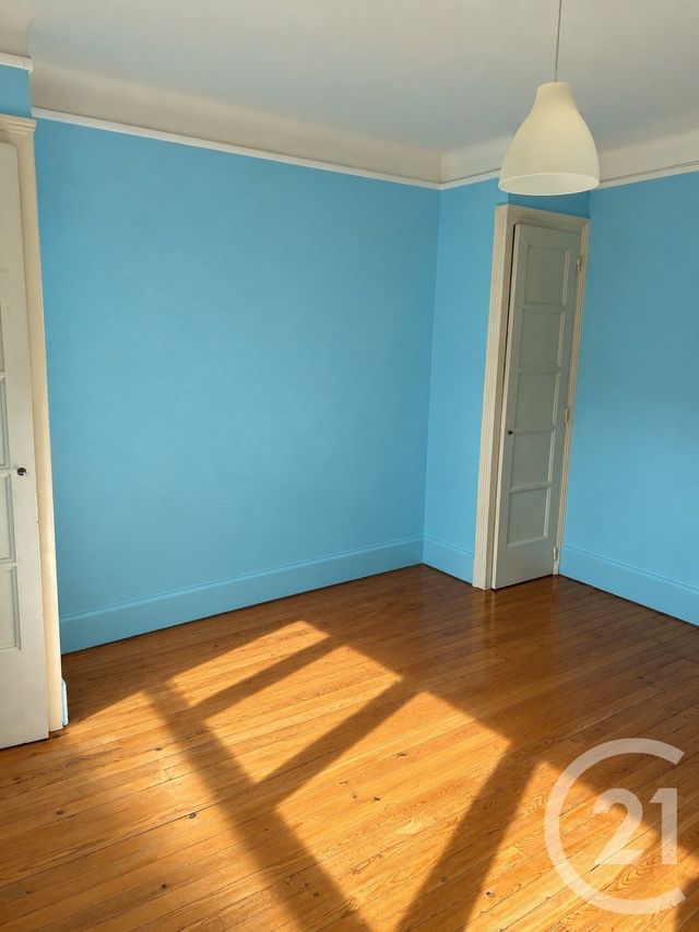 Appartement F3 à louer - 3 pièces - 82.9 m2 - ST ETIENNE - 42 - RHONE-ALPES - Century 21 Seux Immobilier