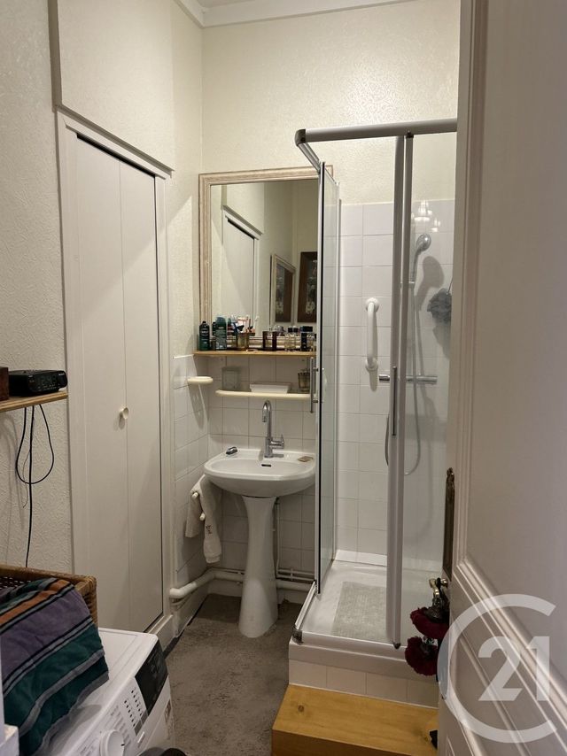 Appartement F2 à louer - 2 pièces - 68.38 m2 - ST ETIENNE - 42 - RHONE-ALPES - Century 21 Seux Immobilier