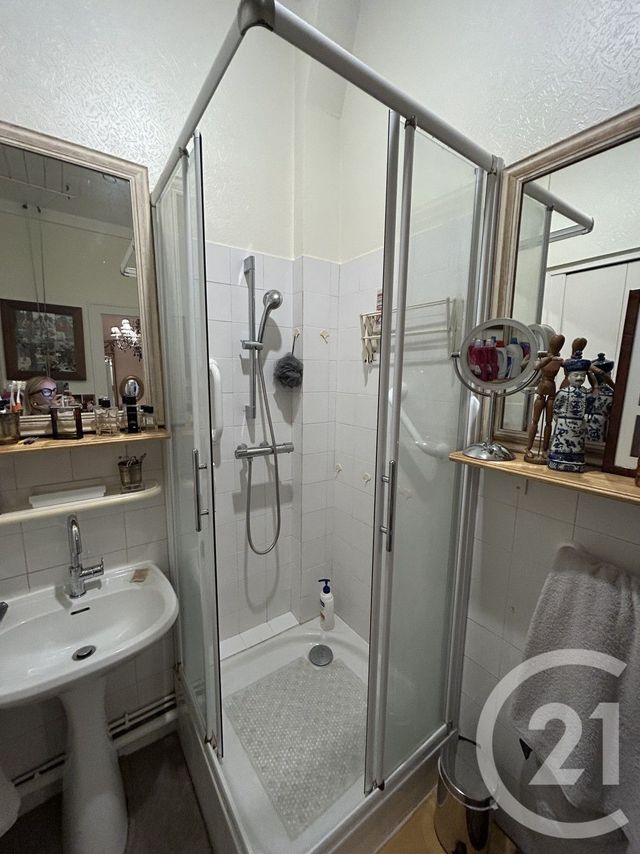 Appartement F2 à louer - 2 pièces - 68.38 m2 - ST ETIENNE - 42 - RHONE-ALPES - Century 21 Seux Immobilier
