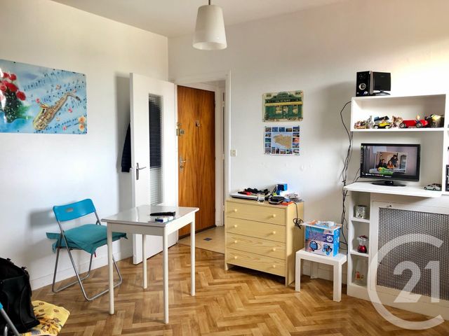 Appartement F1 à vendre - 1 pièce - 26.0 m2 - ST ETIENNE - 42 - RHONE-ALPES - Century 21 Seux Immobilier