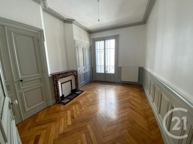 Appartement F2 à louer ST ETIENNE