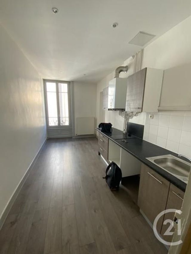 Appartement F2 à louer - 2 pièces - 60.21 m2 - ST ETIENNE - 42 - RHONE-ALPES - Century 21 Seux Immobilier