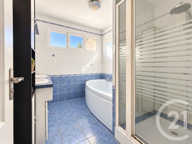 maison à vendre - 5 pièces - 105.5 m2 - VEAUCHE - 42 - RHONE-ALPES - Century 21 Seux Immobilier
