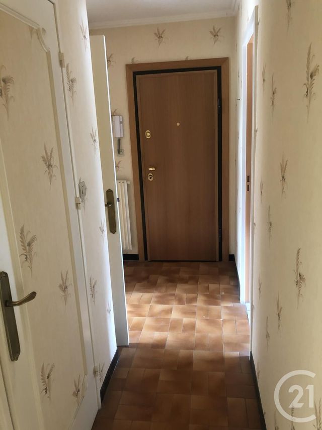 Afficher la photo en grand Appartement F3 à vendre - 3 pièces - 58.92 m2 - ST ETIENNE - 42 - RHONE-ALPES - Century 21 Seux Immobilier