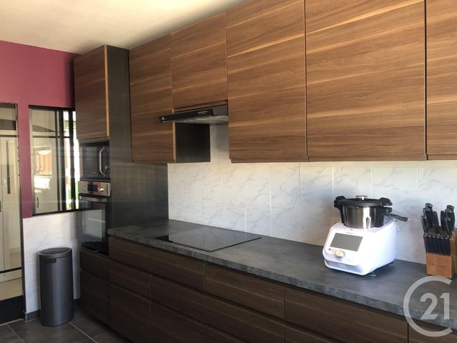 Appartement F4 à vendre - 4 pièces - 83.42 m2 - ST ETIENNE - 42 - RHONE-ALPES - Century 21 Seux Immobilier Appartement F4 à vendre - 4 pièces - 83.42 m2 - ST ETIENNE - 42 - RHONE-ALPES - Century 21 Seux Immobilier