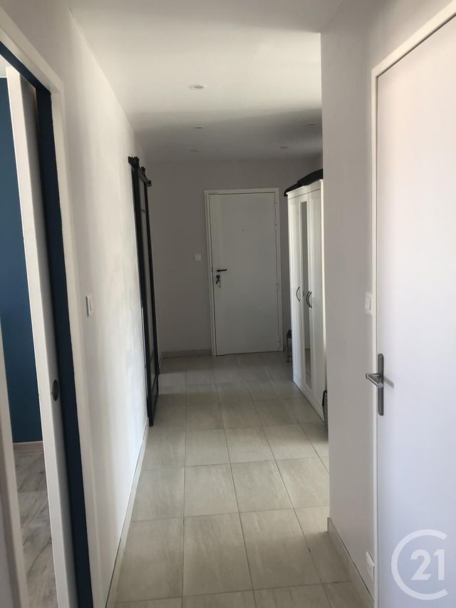 Appartement F4 à vendre - 4 pièces - 83.42 m2 - ST ETIENNE - 42 - RHONE-ALPES - Century 21 Seux Immobilier Appartement F4 à vendre - 4 pièces - 83.42 m2 - ST ETIENNE - 42 - RHONE-ALPES - Century 21 Seux Immobilier