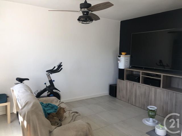 Appartement F4 à vendre - 4 pièces - 83.42 m2 - ST ETIENNE - 42 - RHONE-ALPES - Century 21 Seux Immobilier Appartement F4 à vendre - 4 pièces - 83.42 m2 - ST ETIENNE - 42 - RHONE-ALPES - Century 21 Seux Immobilier