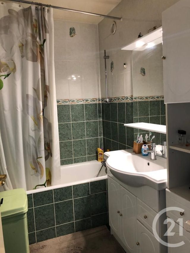 Afficher la photo en grand appartement à vendre - 4 pièces - 75.0 m2 - ST ETIENNE - 42 - RHONE-ALPES - Century 21 Seux Immobilier