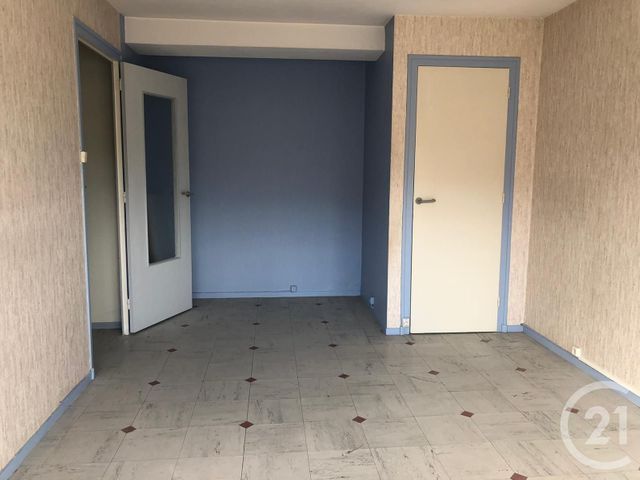 Appartement F2 à vendre - 2 pièces - 36.0 m2 - ST ETIENNE - 42 - RHONE-ALPES - Century 21 Seux Immobilier Appartement F2 à vendre - 2 pièces - 36.0 m2 - ST ETIENNE - 42 - RHONE-ALPES - Century 21 Seux Immobilier