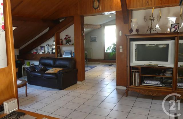 Appartement F4 à vendre - 4 pièces - 90.0 m2 - ST ETIENNE - 42 - RHONE-ALPES - Century 21 Seux Immobilier Appartement F4 à vendre - 4 pièces - 90.0 m2 - ST ETIENNE - 42 - RHONE-ALPES - Century 21 Seux Immobilier