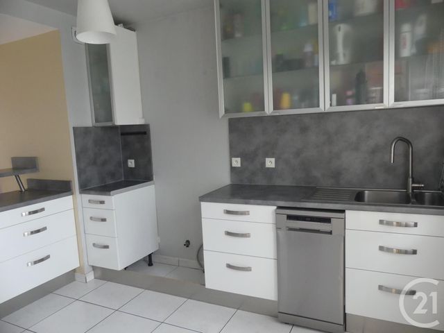 Appartement F4 à vendre - 4 pièces - 80.0 m2 - ST ETIENNE - 42 - RHONE-ALPES - Century 21 Seux Immobilier Appartement F4 à vendre - 4 pièces - 80.0 m2 - ST ETIENNE - 42 - RHONE-ALPES - Century 21 Seux Immobilier