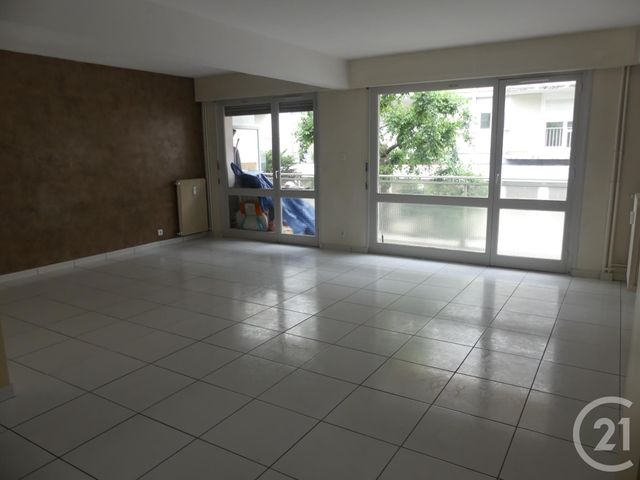 Appartement F4 à vendre - 4 pièces - 80.0 m2 - ST ETIENNE - 42 - RHONE-ALPES - Century 21 Seux Immobilier Appartement F4 à vendre - 4 pièces - 80.0 m2 - ST ETIENNE - 42 - RHONE-ALPES - Century 21 Seux Immobilier
