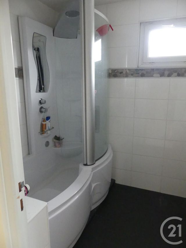 Appartement F4 à vendre - 4 pièces - 80.0 m2 - ST ETIENNE - 42 - RHONE-ALPES - Century 21 Seux Immobilier Appartement F4 à vendre - 4 pièces - 80.0 m2 - ST ETIENNE - 42 - RHONE-ALPES - Century 21 Seux Immobilier