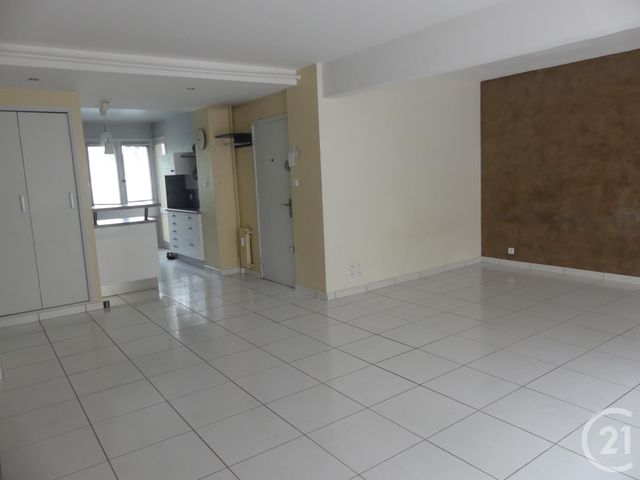 Appartement F4 à vendre - 4 pièces - 80.0 m2 - ST ETIENNE - 42 - RHONE-ALPES - Century 21 Seux Immobilier Appartement F4 à vendre - 4 pièces - 80.0 m2 - ST ETIENNE - 42 - RHONE-ALPES - Century 21 Seux Immobilier