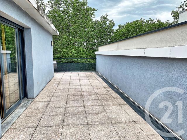 Afficher la photo en grand Appartement F4 à vendre - 4 pièces - 83.0 m2 - ST ETIENNE - 42 - RHONE-ALPES - Century 21 Seux Immobilier