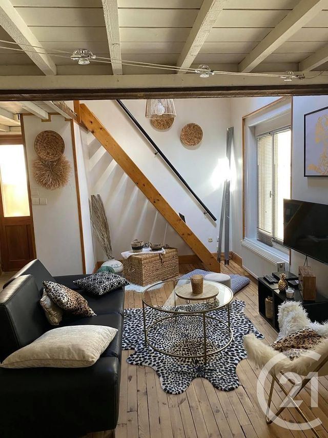 Afficher la photo en grand Appartement F2 à vendre - 2 pièces - 43.0 m2 - ST ETIENNE - 42 - RHONE-ALPES - Century 21 Seux Immobilier