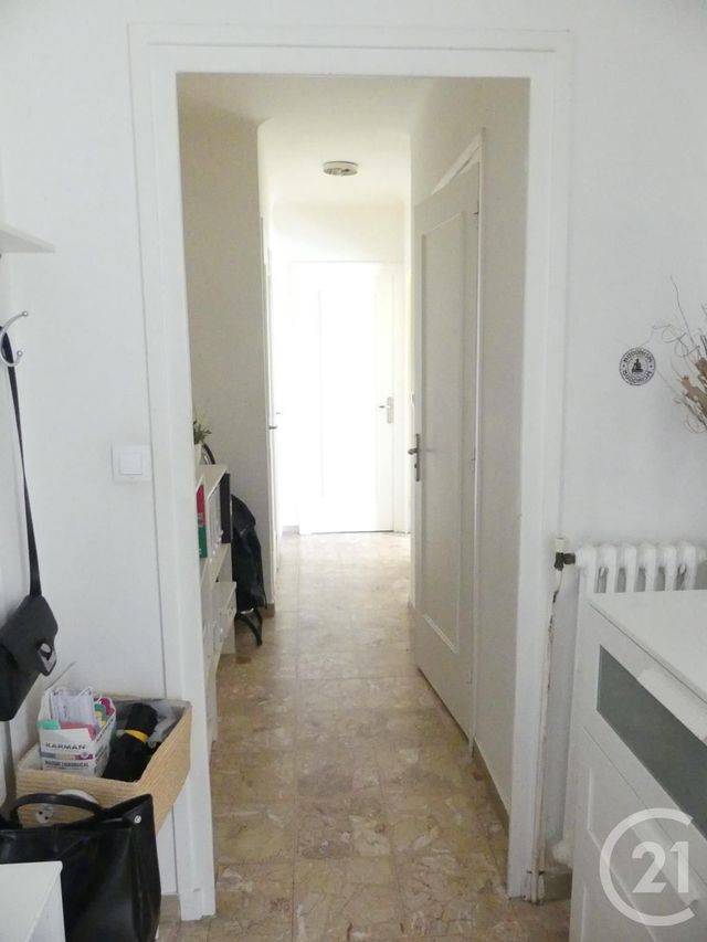 Afficher la photo en grand Appartement F3 à vendre - 3 pièces - 68.25 m2 - ST ETIENNE - 42 - RHONE-ALPES - Century 21 Seux Immobilier