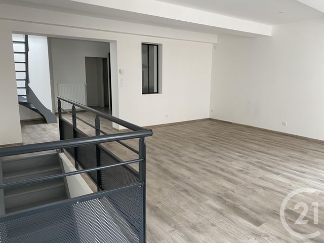 Afficher la photo en grand Appartement F5 à vendre - 5 pièces - 120.0 m2 - ST JUST ST RAMBERT - 42 - RHONE-ALPES - Century 21 Seux Immobilier