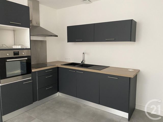 Afficher la photo en grand Appartement F5 à vendre - 5 pièces - 120.0 m2 - ST JUST ST RAMBERT - 42 - RHONE-ALPES - Century 21 Seux Immobilier
