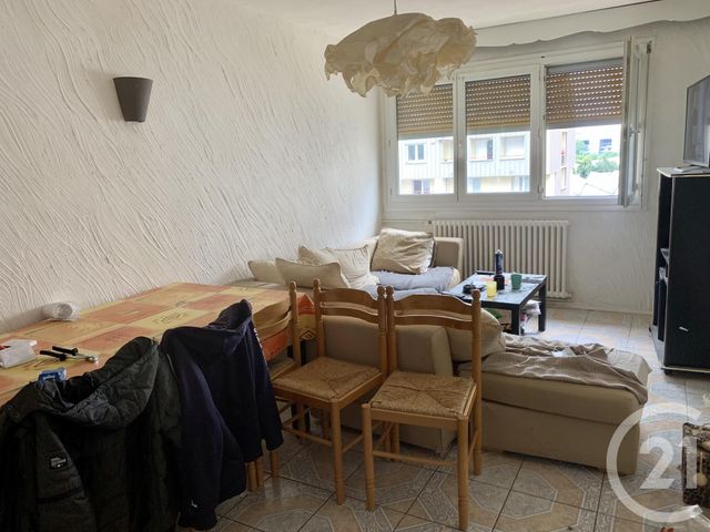 Afficher la photo en grand Appartement F3 à vendre - 3 pièces - 53.91 m2 - ST ETIENNE - 42 - RHONE-ALPES - Century 21 Seux Immobilier