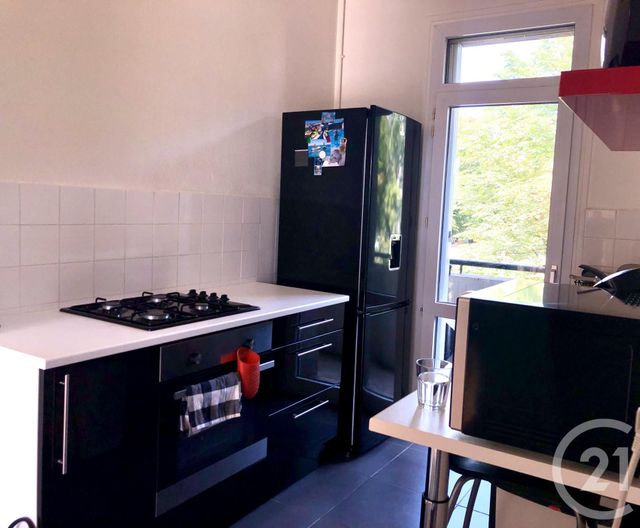 Afficher la photo en grand Appartement F2 à vendre - 2 pièces - 60.0 m2 - ST ETIENNE - 42 - RHONE-ALPES - Century 21 Seux Immobilier